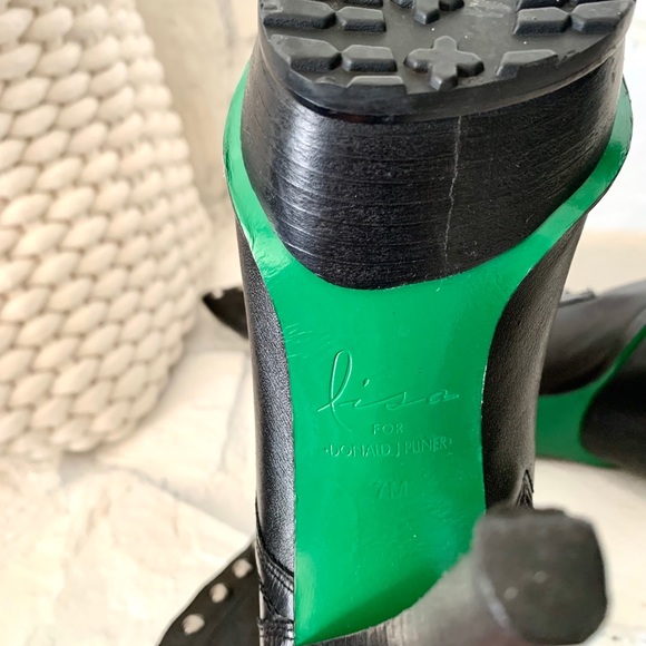 Lisa For Donald J. Pliner Black Boots - Picture 12 of 12